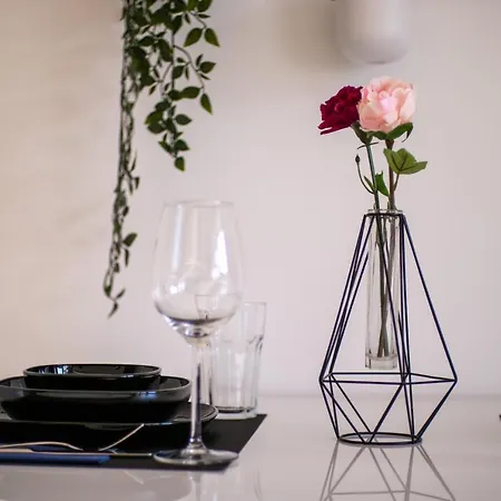 Uniklinik-naehe Modernes Apartment, Mit Balkon Апартаменты *