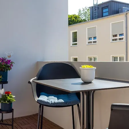 Apartamento Uniklinik-naehe Modernes Apartment, Mit Balkon *