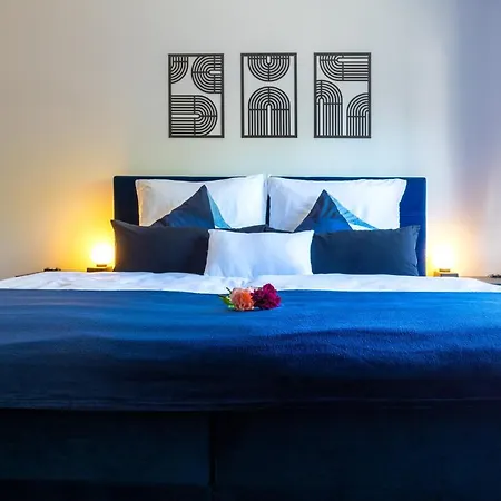 Uniklinik-naehe Modernes Apartment, Mit Balkon 아파트 부퍼탈