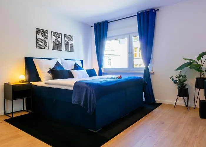 公寓 Uniklinik-naehe Modernes Apartment, Mit Balkon *