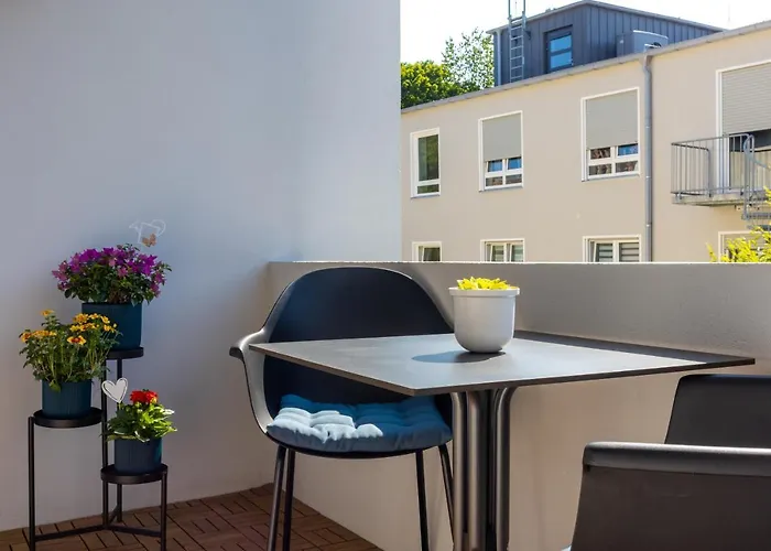Appartement Uniklinik-naehe Modernes Apartment, Mit Balkon *